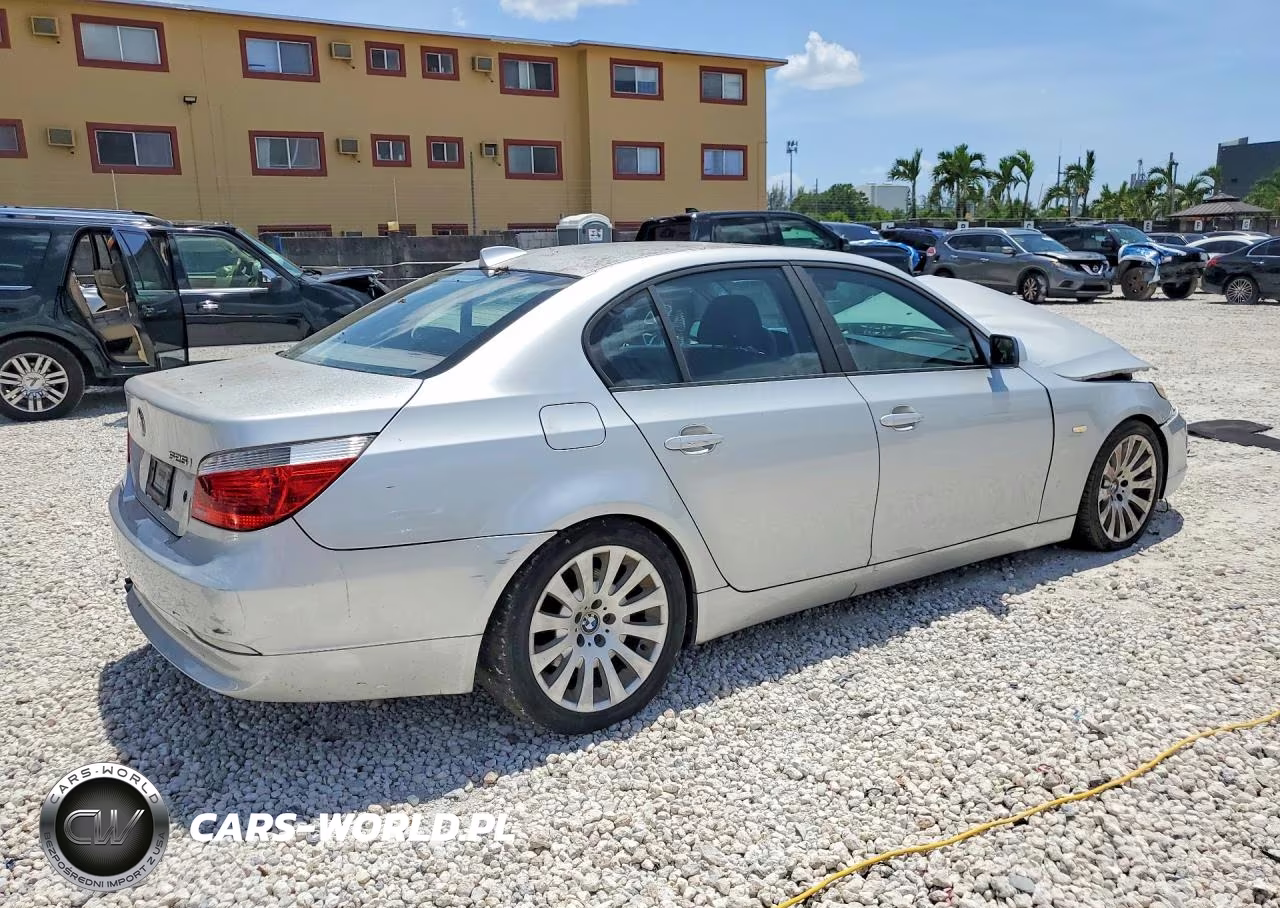 2006 BMW 525 I VIN:WBANE53526CK90614 - 3