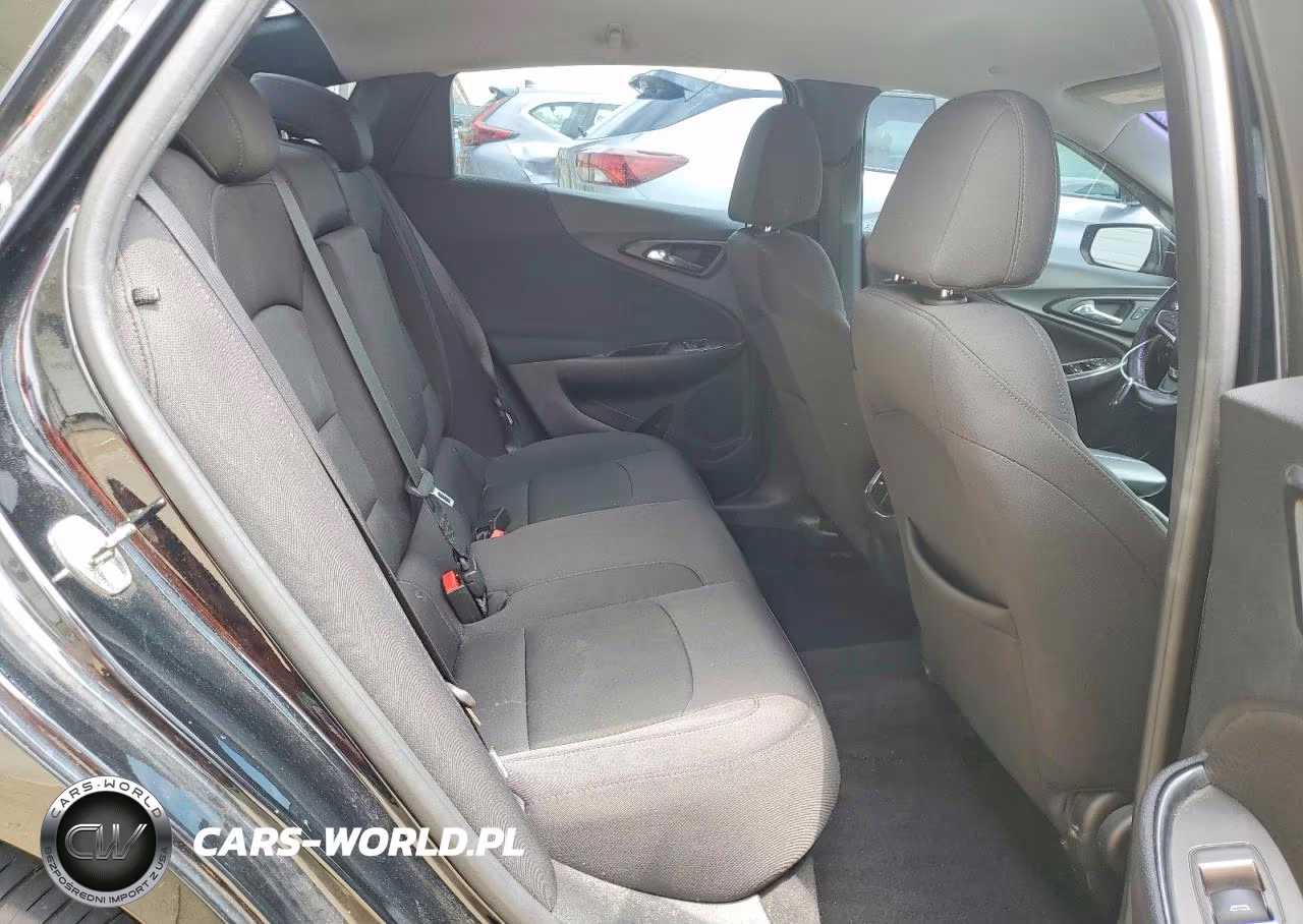 2017 Chevrolet Malibu Lt VIN:1G1ZE5ST3HF226872 - 10