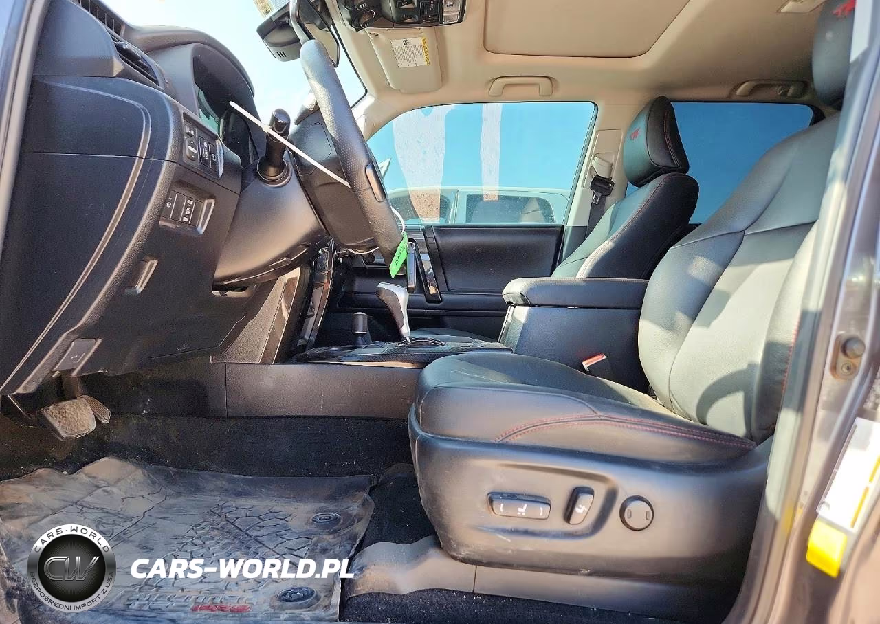 2020 Toyota 4Runner Trd Pro VIN:JTEBU5JR6L5745376 - 7