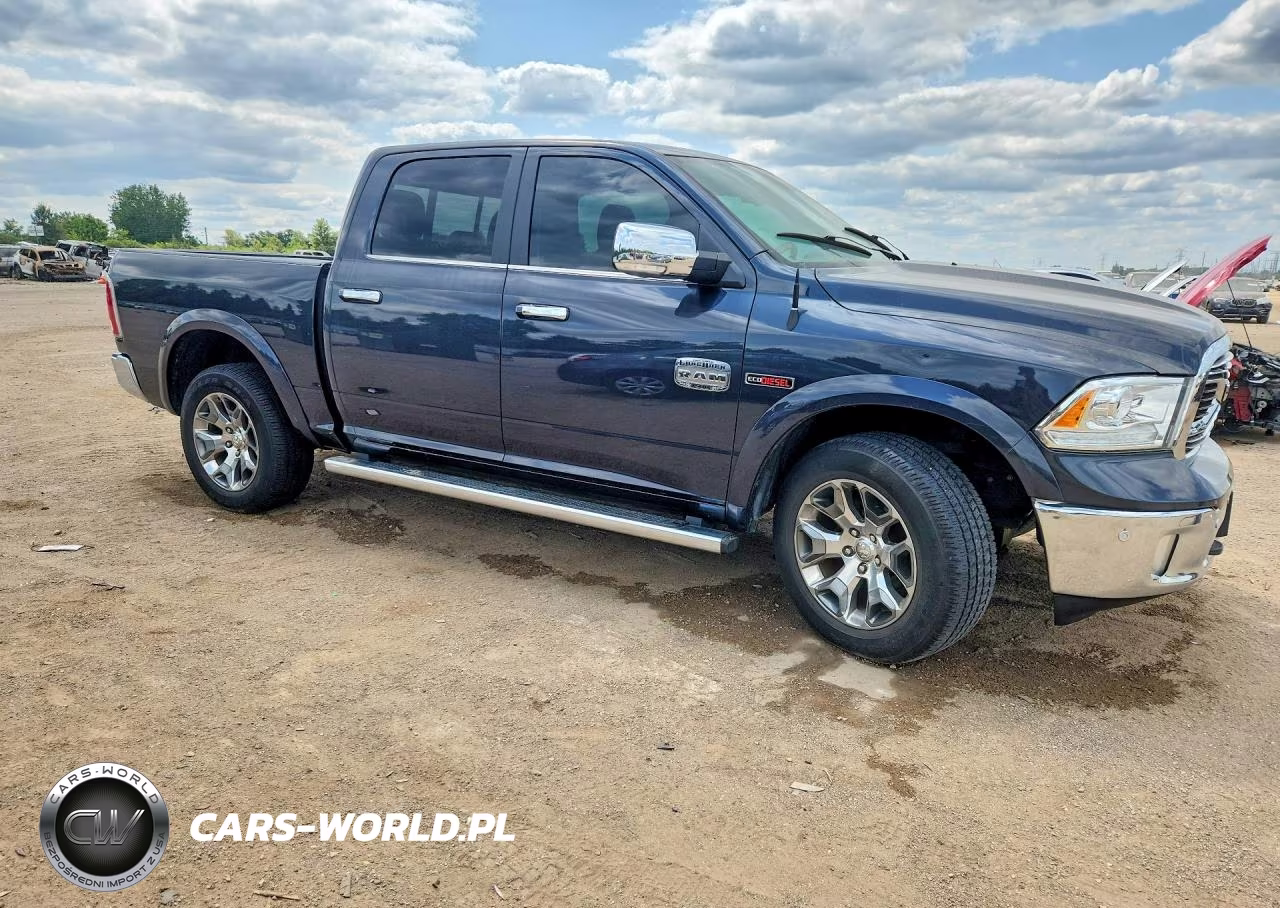 2018 Ram 1500 Longhorn VIN:1C6RR7PM3JS298555 - 4