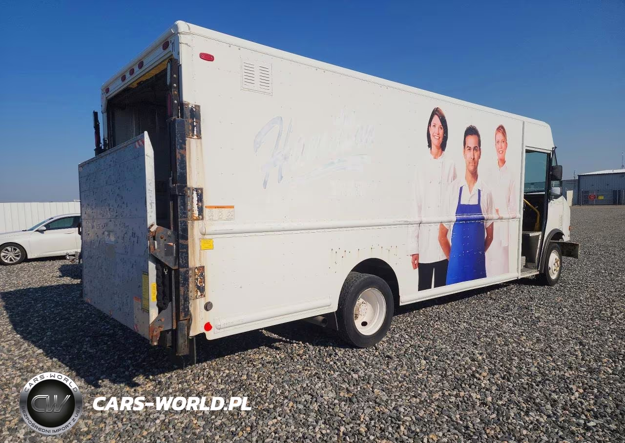 2006 Freightliner Chassis M - Delivery Truck VIN:4UZAAPDH06CV12385 - 3