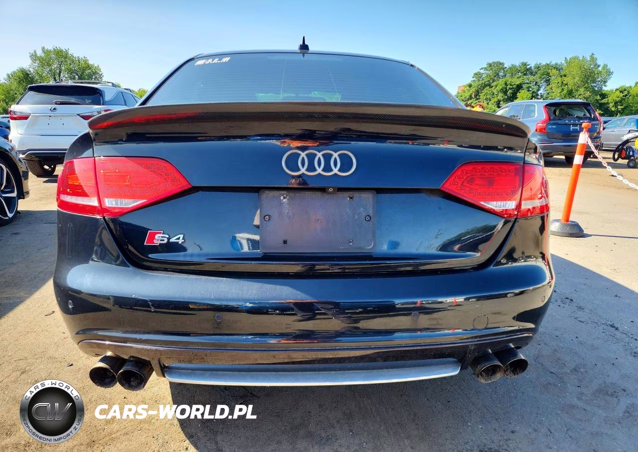 2011 Audi S4 Prestige VIN:WAUKGAFL4BA158301 - 6