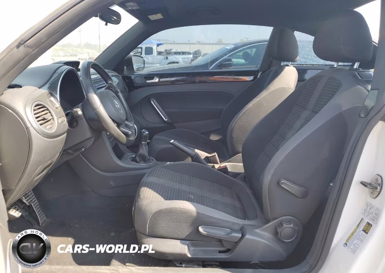 2012 Volkswagen Beetle Turbo VIN:3VW4A7AT0CM622404 - 7