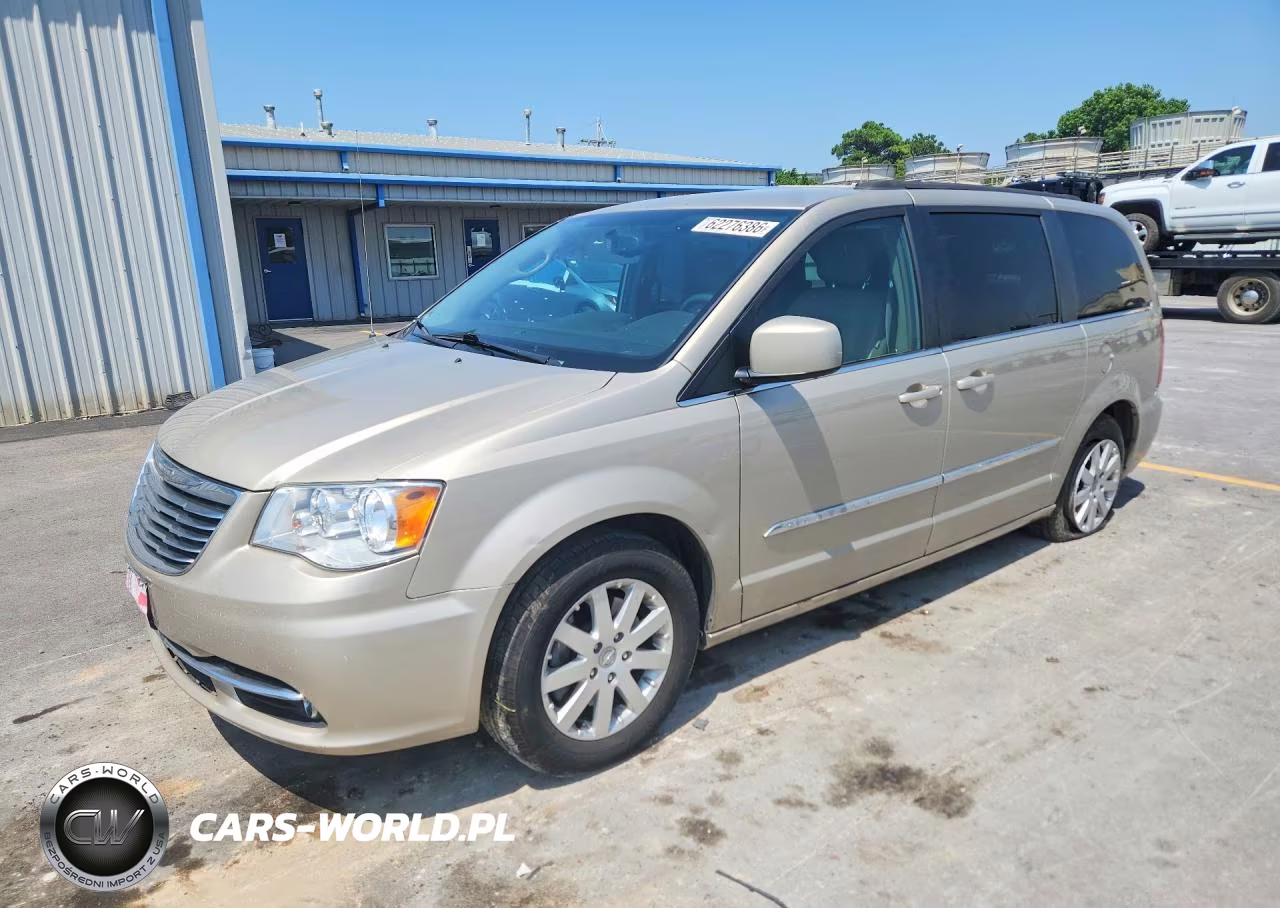 2016 Chrysler Town & Country Touring – zdjęcie 1 z 14
