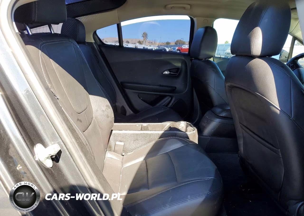 2014 Chevrolet Volt VIN:1G1RH6E4XEU161379 - 10