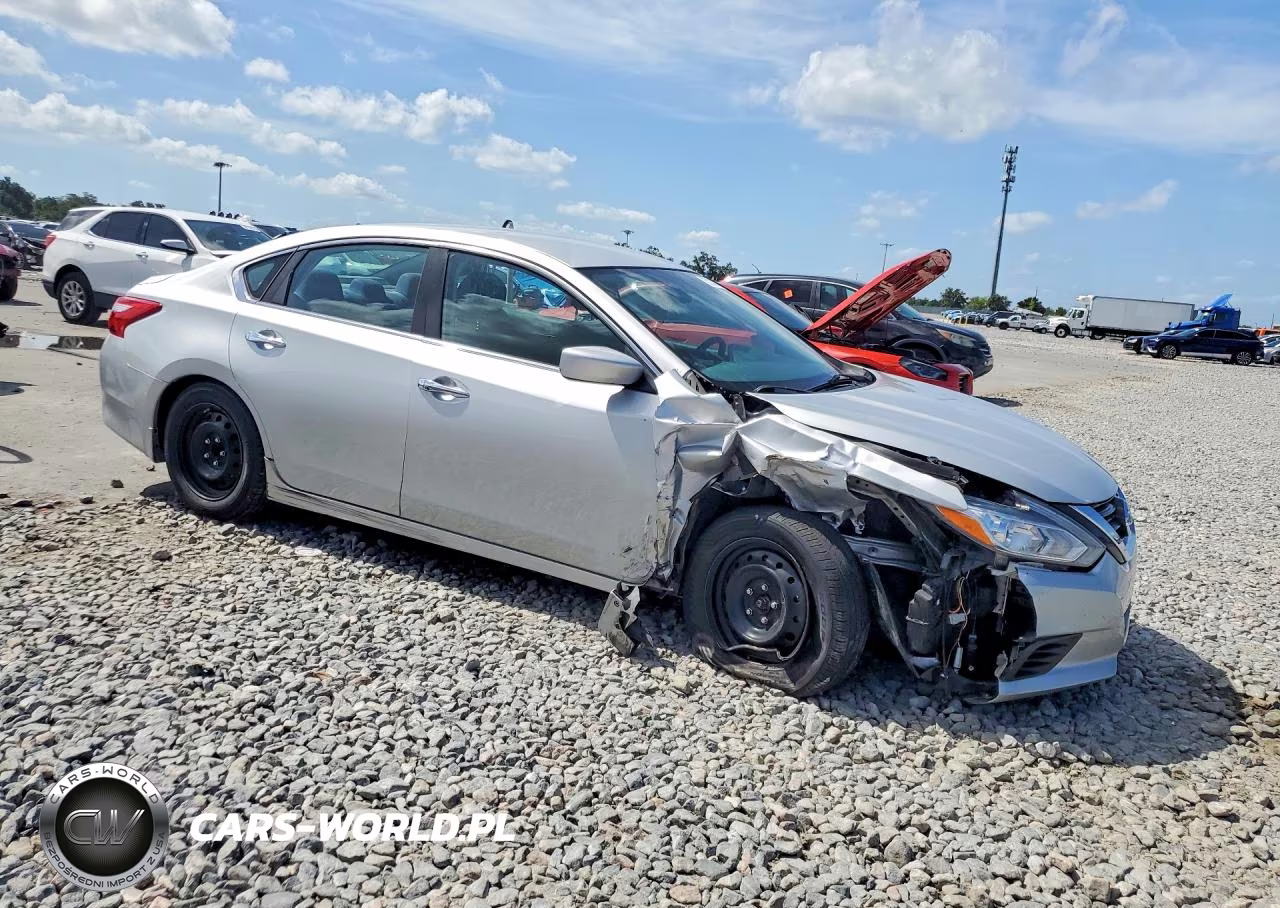 2016 Nissan Altima 2.5 S VIN:1N4AL3AP2GN319296 - 4