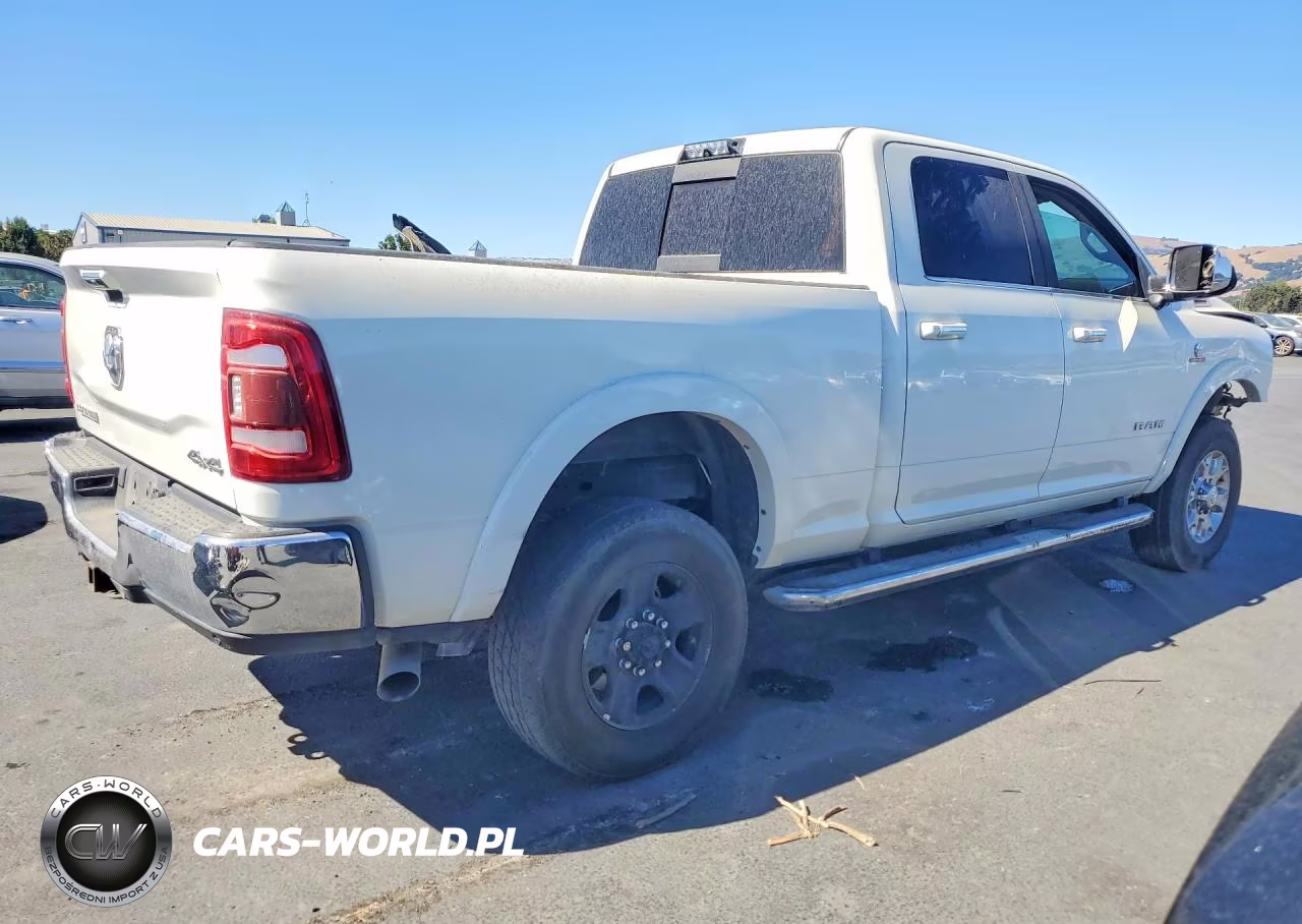 2019 Ram 2500 Laramie VIN:3C6UR5FL8KG573448 - 3