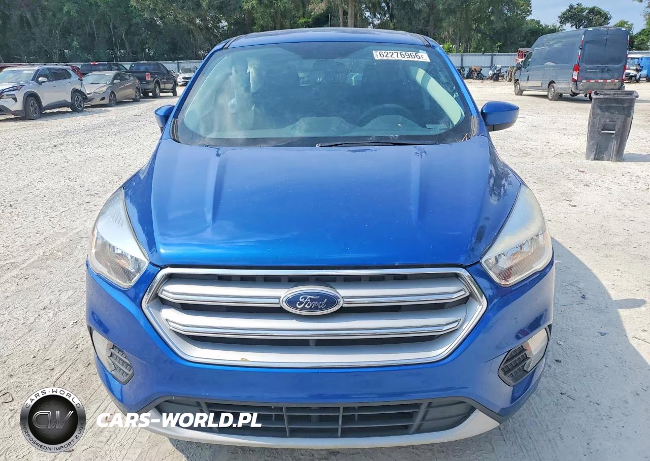 2019 Ford Escape Se VIN:1FMCU0GD0KUA64346 - 5