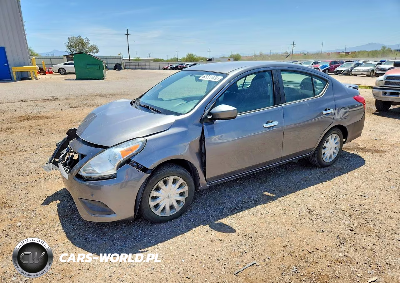 2016 Nissan Versa 1.6 Sv – zdjęcie 1 z 12