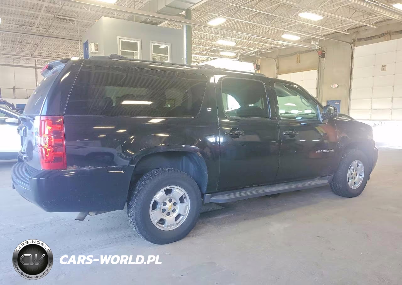 2011 Chevrolet Suburban K1500 Lt VIN:1GNSKJE39BR214633 - 3