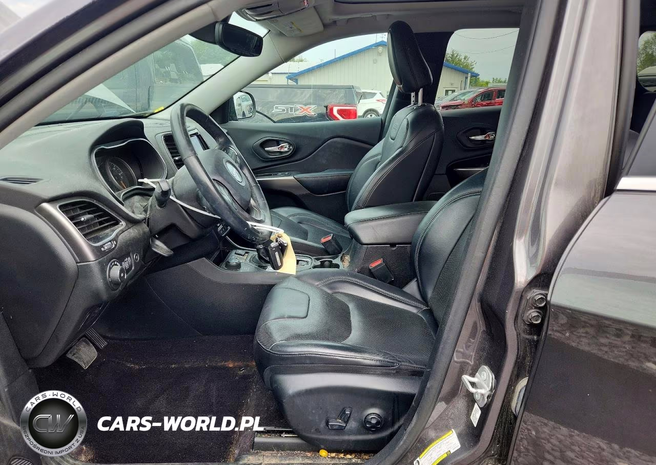 2019 Jeep Cherokee Limited VIN:1C4PJMDN8KD157876 - 7