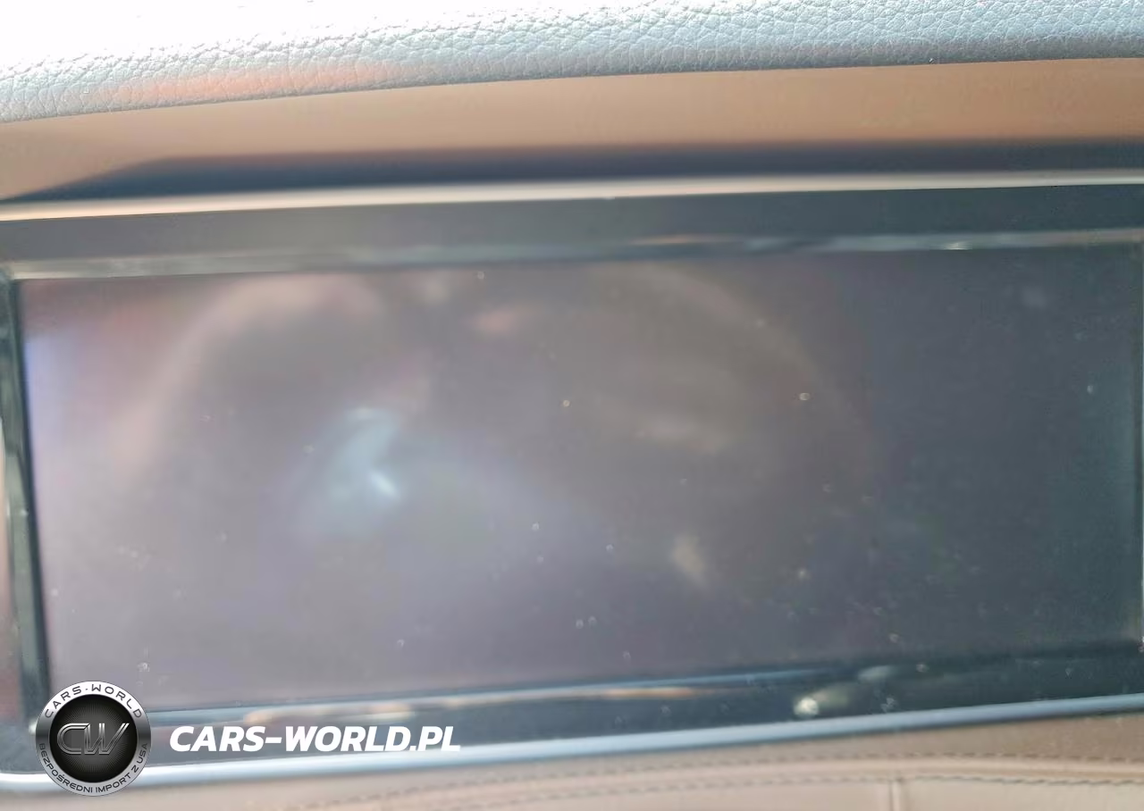 2017 Mercedes-Benz S 550 4Matic VIN:WDDUG8FB5HA306286 - 9
