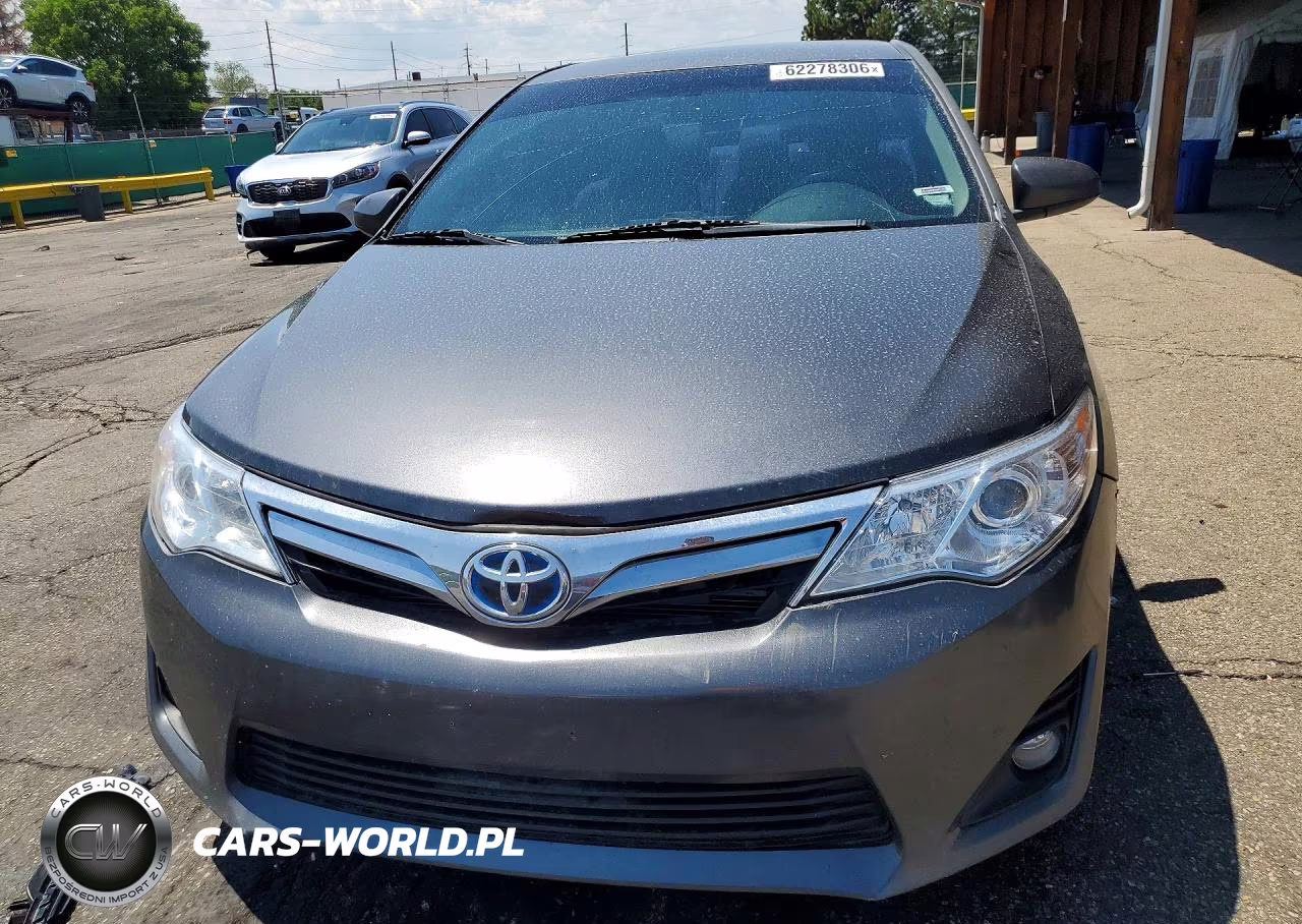 2012 Toyota Camry Hybrid Le VIN:4T1BD1FKXCU056337 - 5