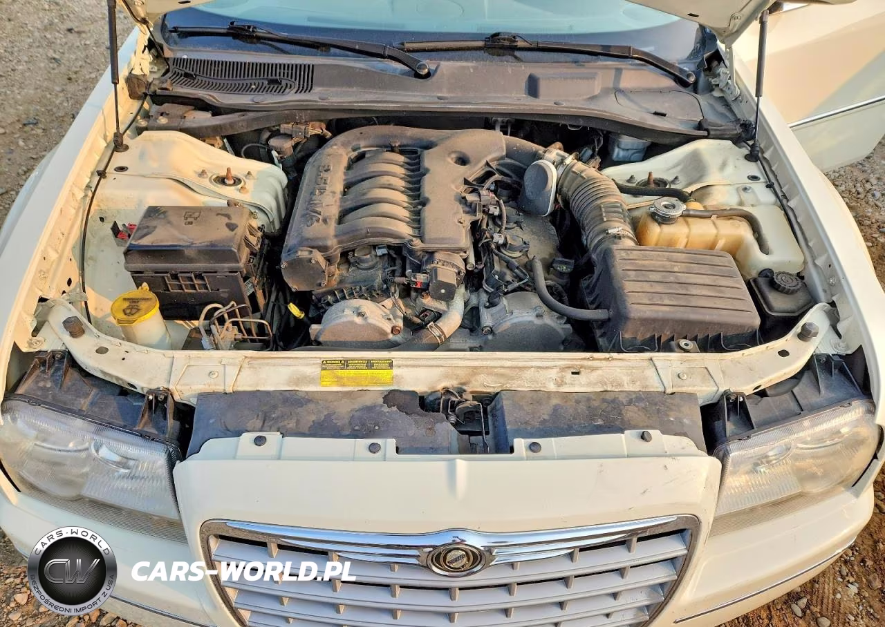2008 Chrysler 300 Touring VIN:2C3KA53G68H131716 - 11