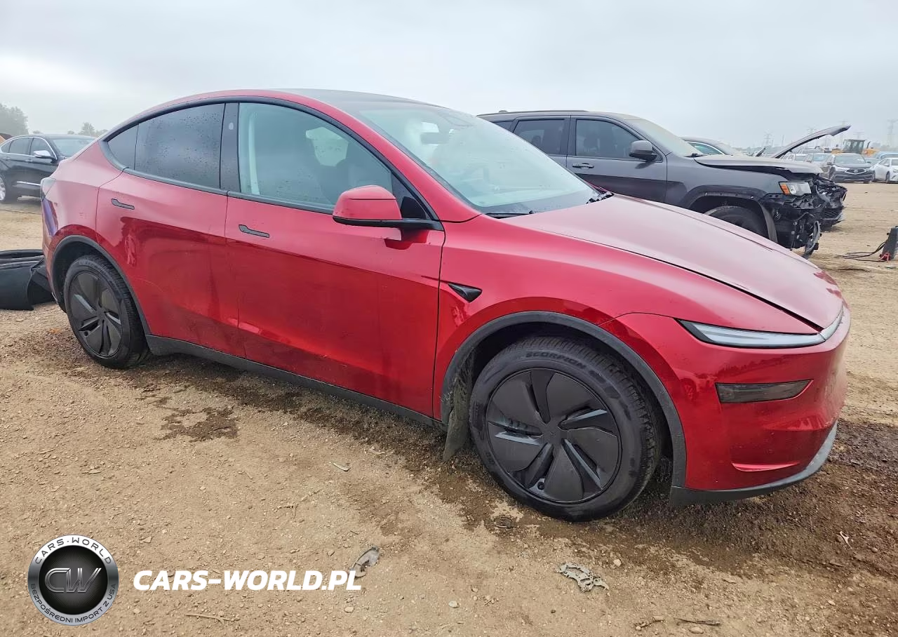 2026 Tesla Model Y VIN:7SAYGDEE1TF566641 - 4