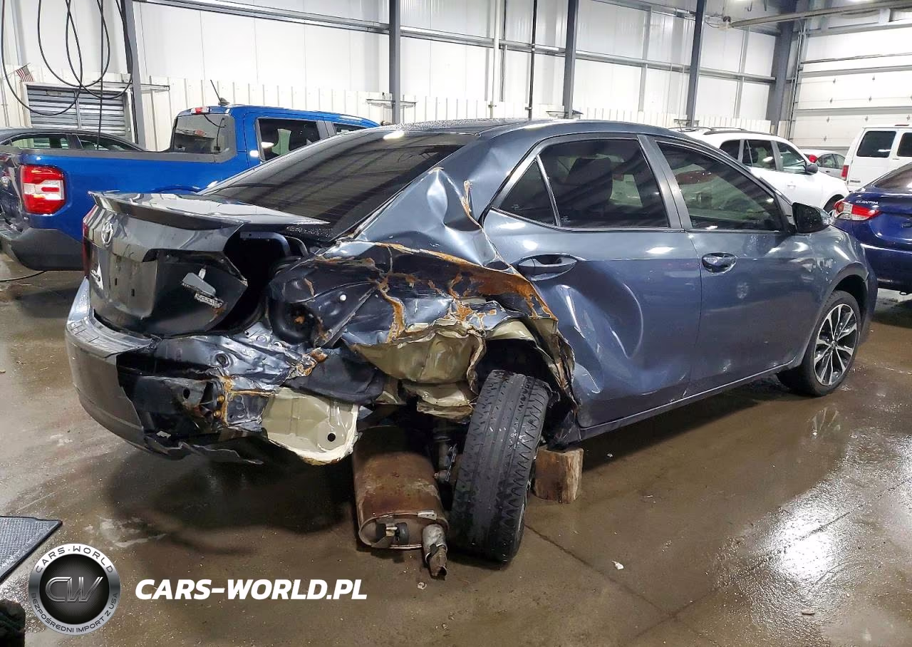 2019 Toyota Corolla Se VIN:5YFBURHE7KP923795 - 3