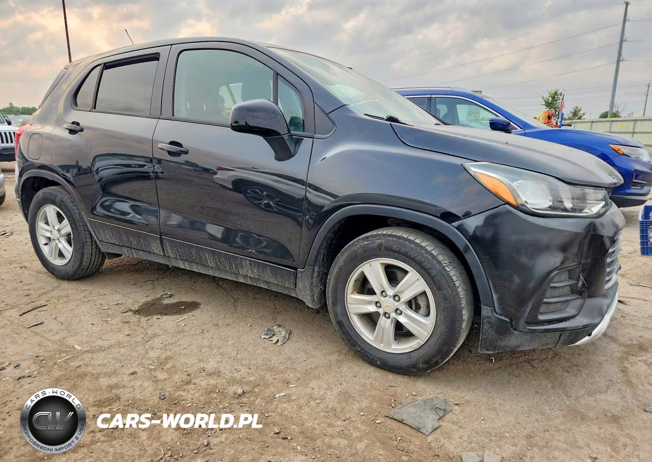 2020 Chevrolet Trax Ls VIN:KL7CJKSB0LB053260 - 4