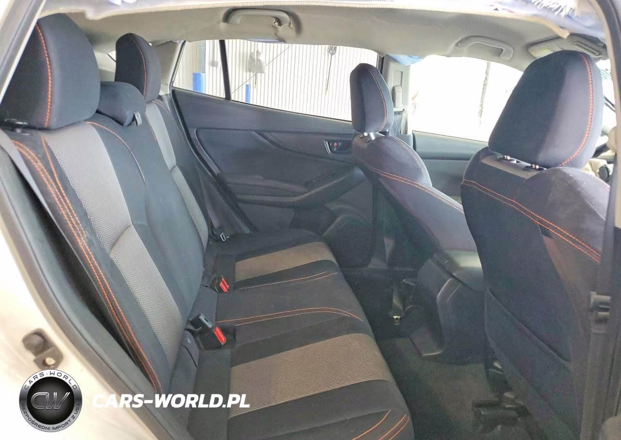 2018 Subaru Crosstrek Premium VIN:JF2GTADCXJH211503 - 10