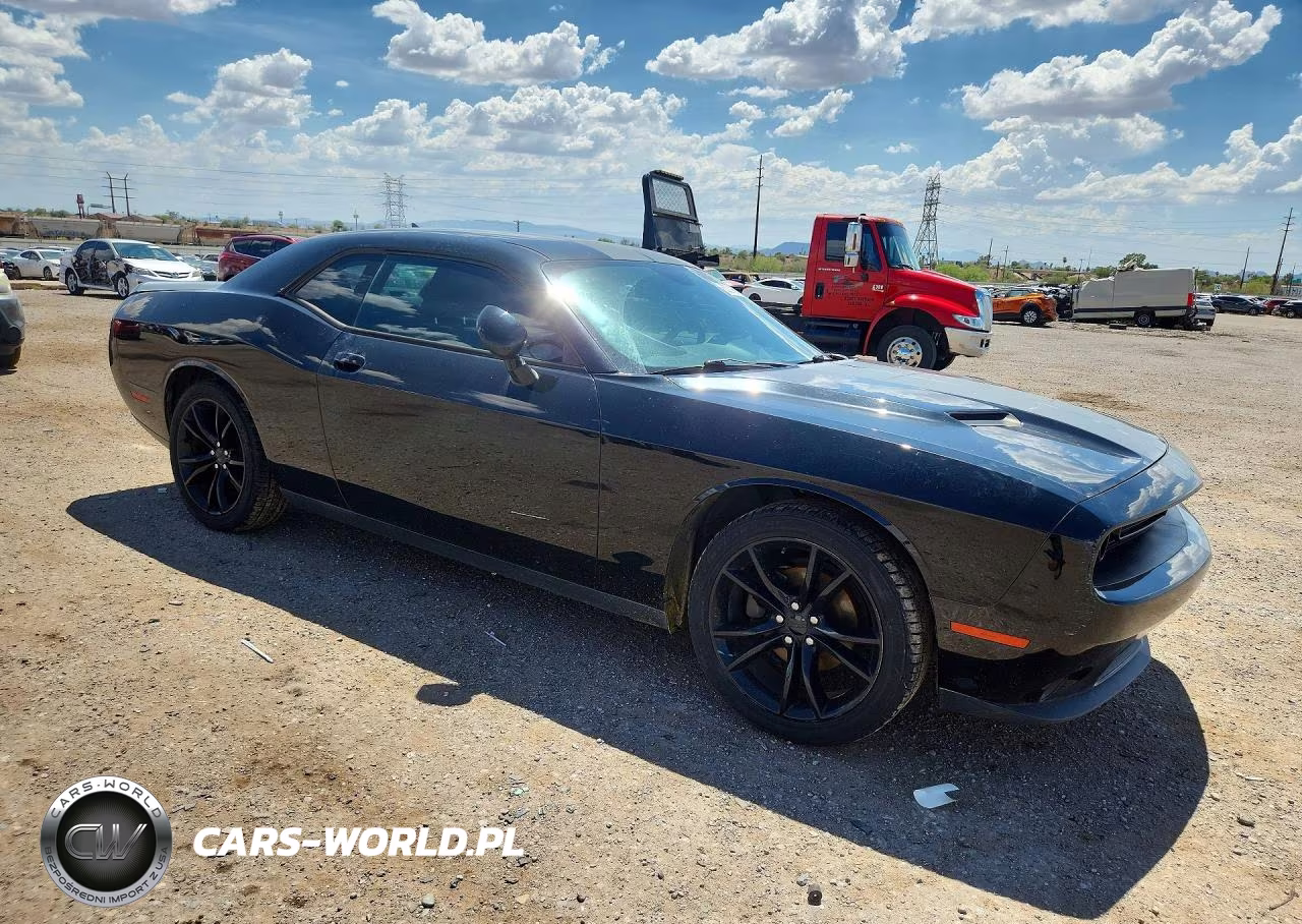 2016 Dodge Challenger Sxt VIN:2C3CDZAG3GH245290 - 4