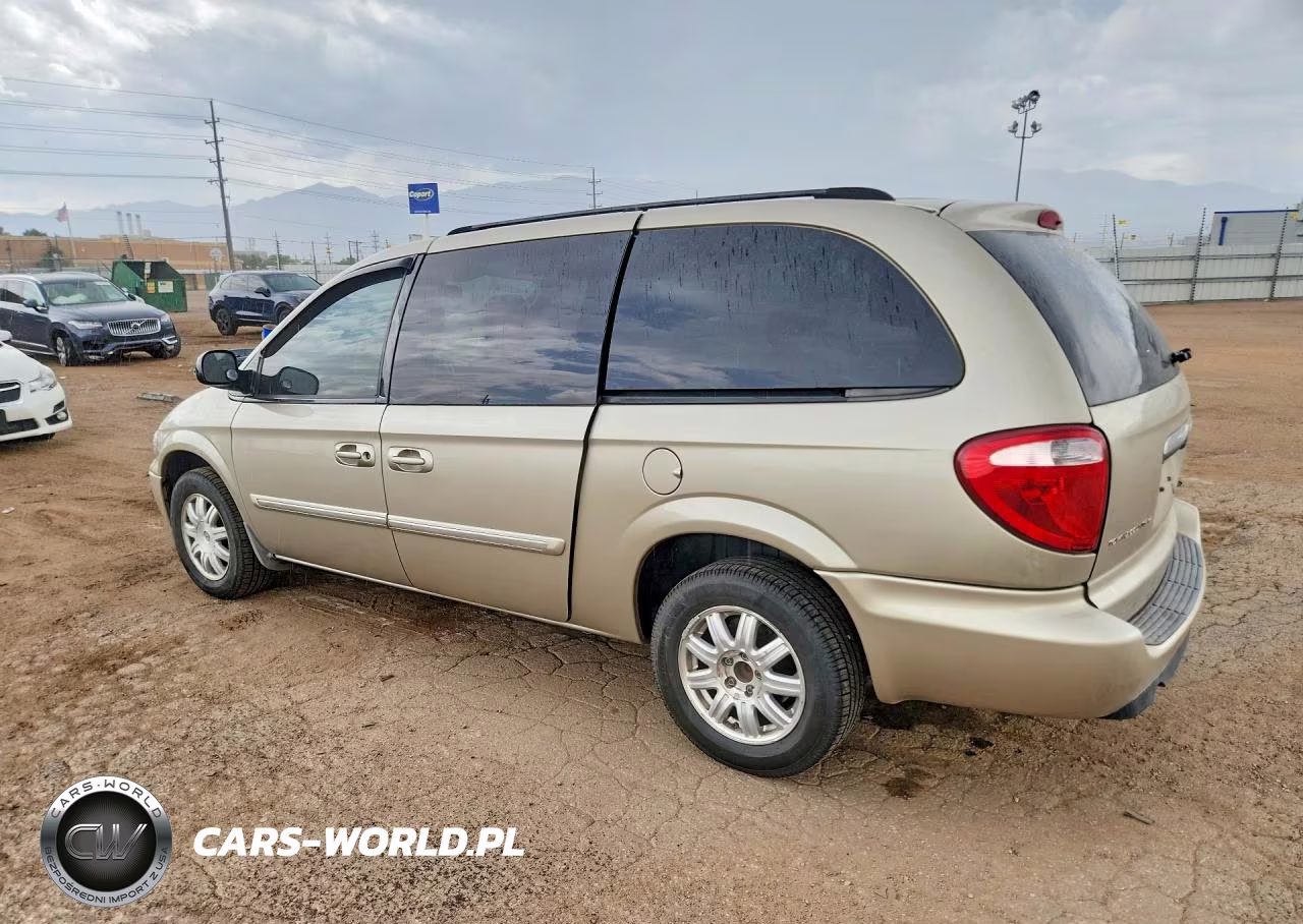 2007 Chrysler Town & Country Touring VIN:2A4GP54L57R207134 - 2