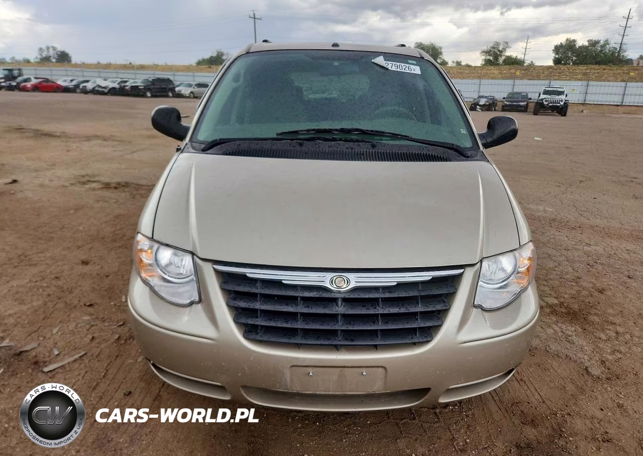 2007 Chrysler Town & Country Touring VIN:2A4GP54L57R207134 - 5
