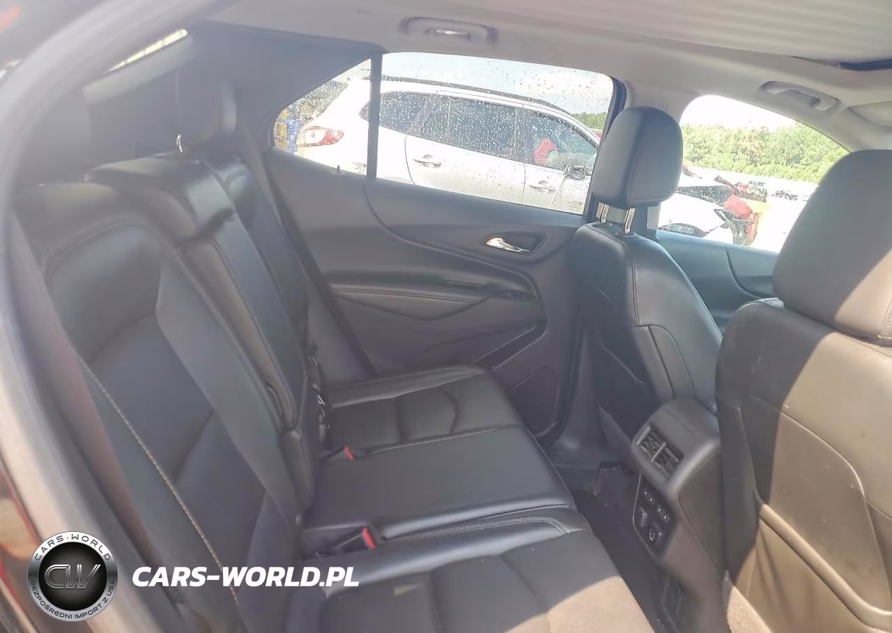 2018 Chevrolet Equinox Premier VIN:2GNAXWEX9J6137897 - 11