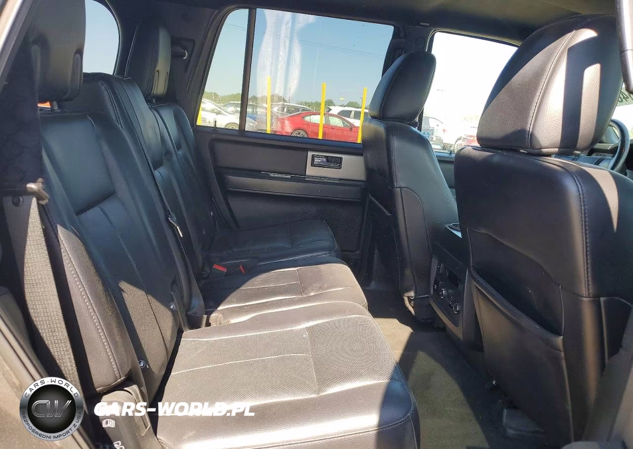2016 Ford Expedition Xlt VIN:1FMJU1JT7GEF55740 - 11
