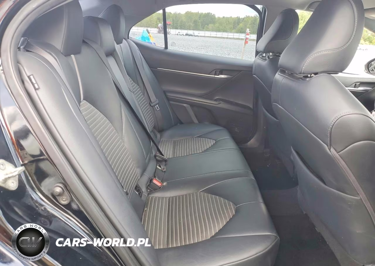 2019 Toyota Camry Se VIN:4T1B11HK0KU837016 - 10