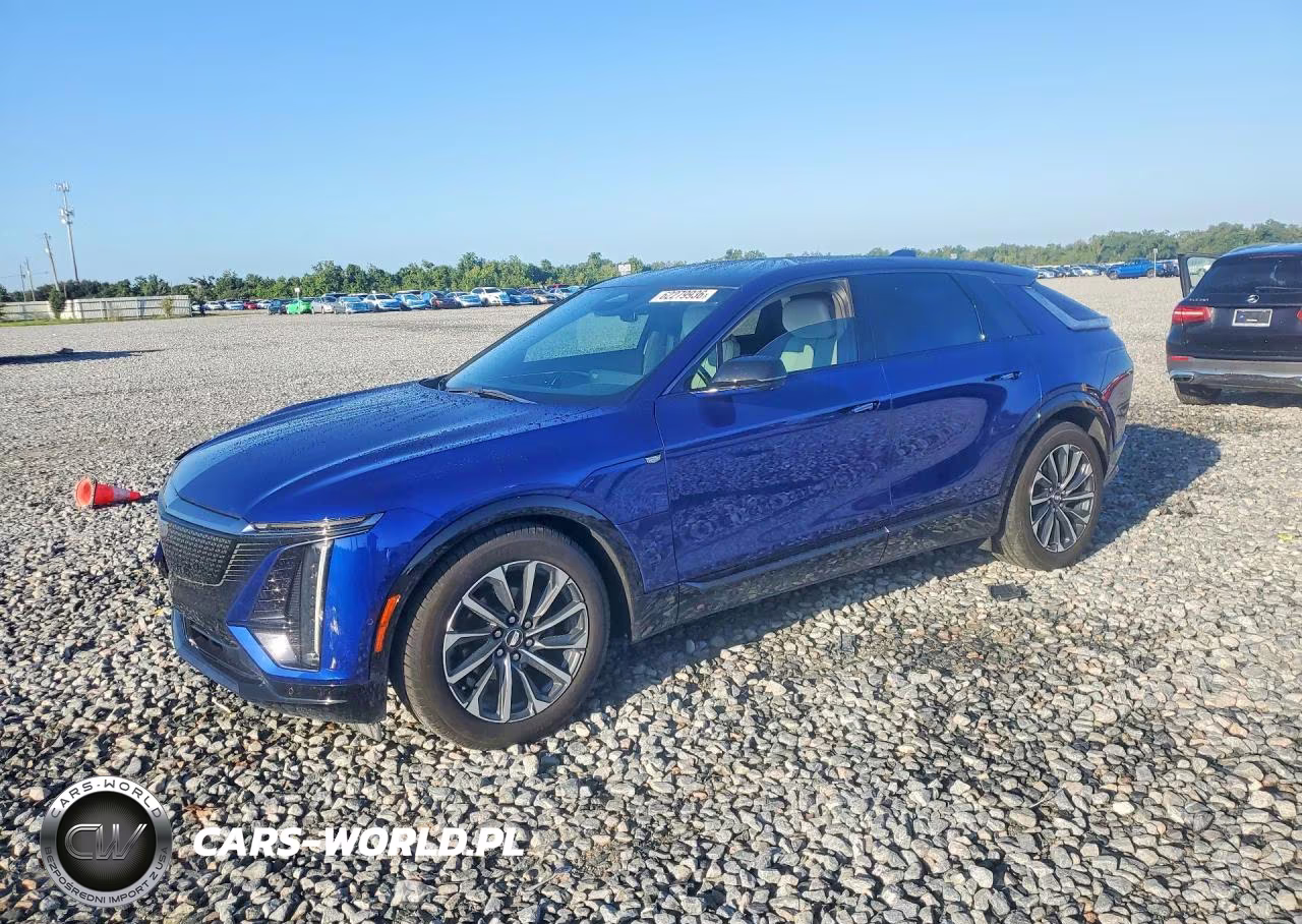 2024 Cadillac Lyriq Sport