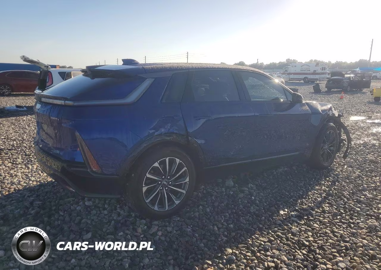 2024 Cadillac Lyriq Sport VIN:1GYKPTRL7RZ109139 - 3