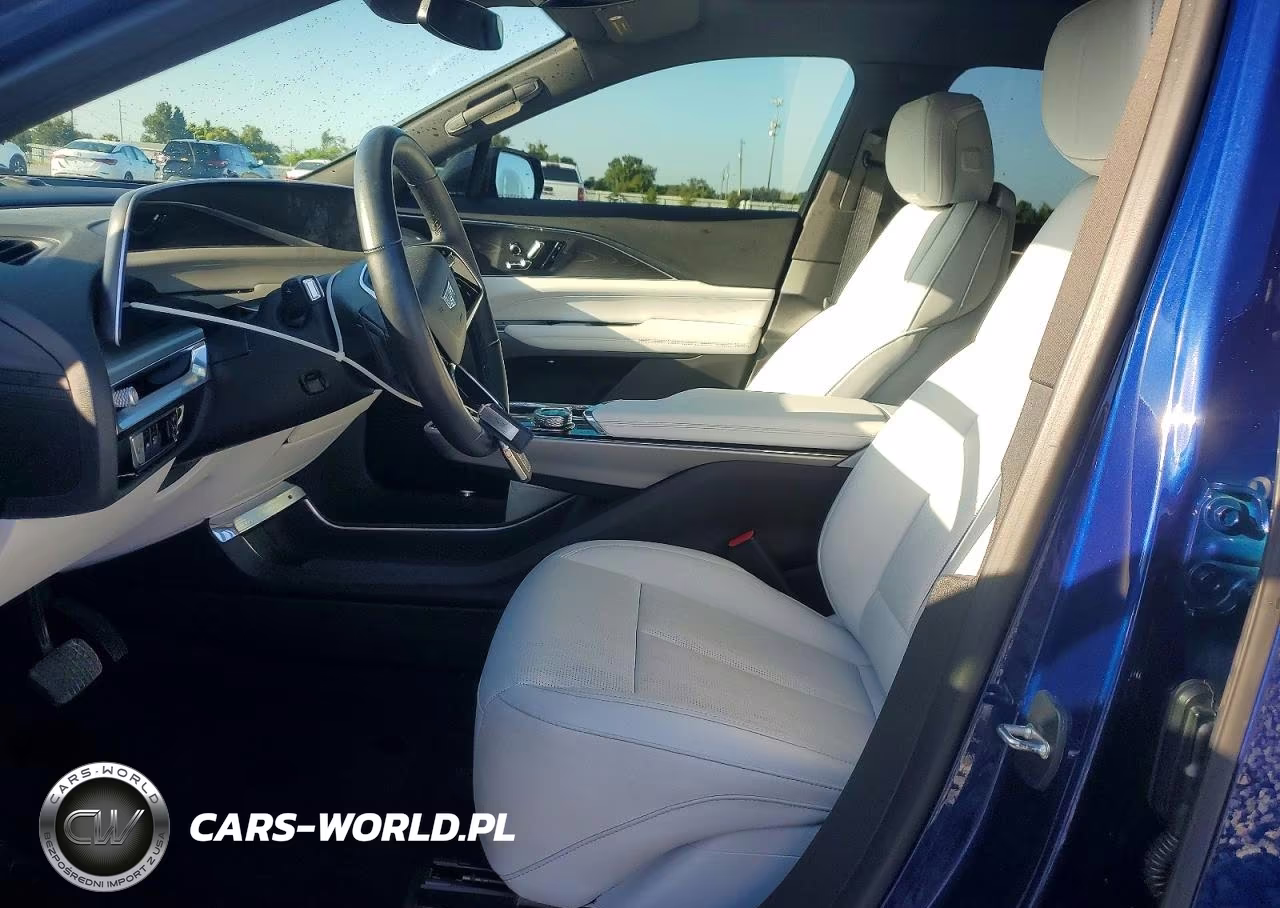 2024 Cadillac Lyriq Sport VIN:1GYKPTRL7RZ109139 - 7