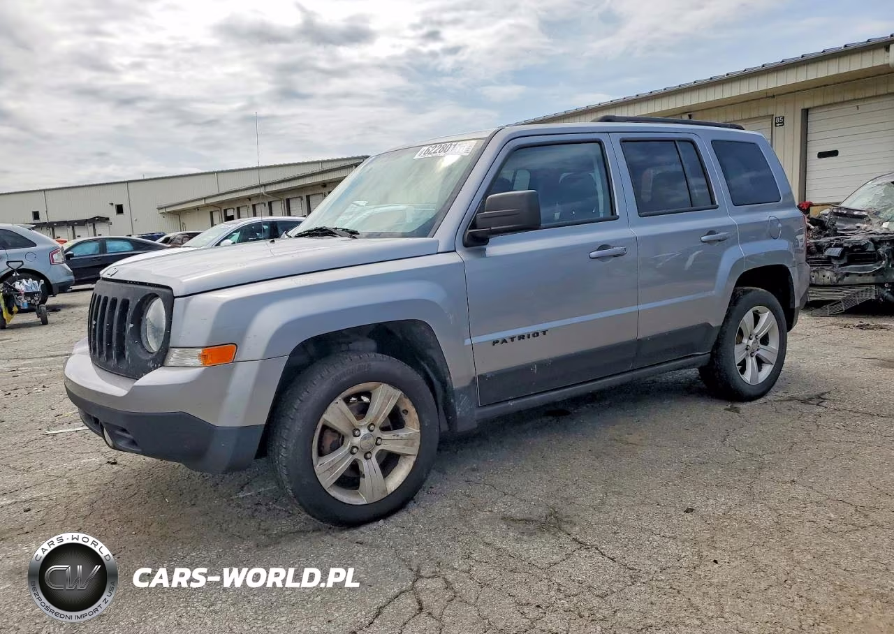 2016 Jeep Patriot Latitude – zdjęcie 1 z 13