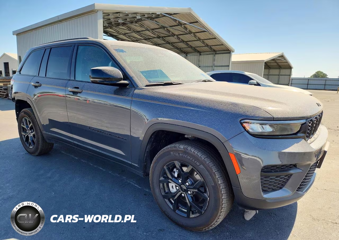 2025 Jeep Grand Cherokee Laredo VIN:1C4RJHAG2SC319755 - 4