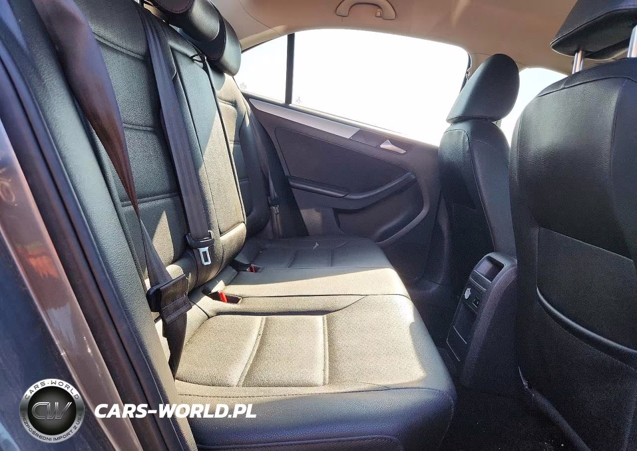 2012 Volkswagen Jetta Tdi VIN:3VWLL7AJ8CM093997 - 10