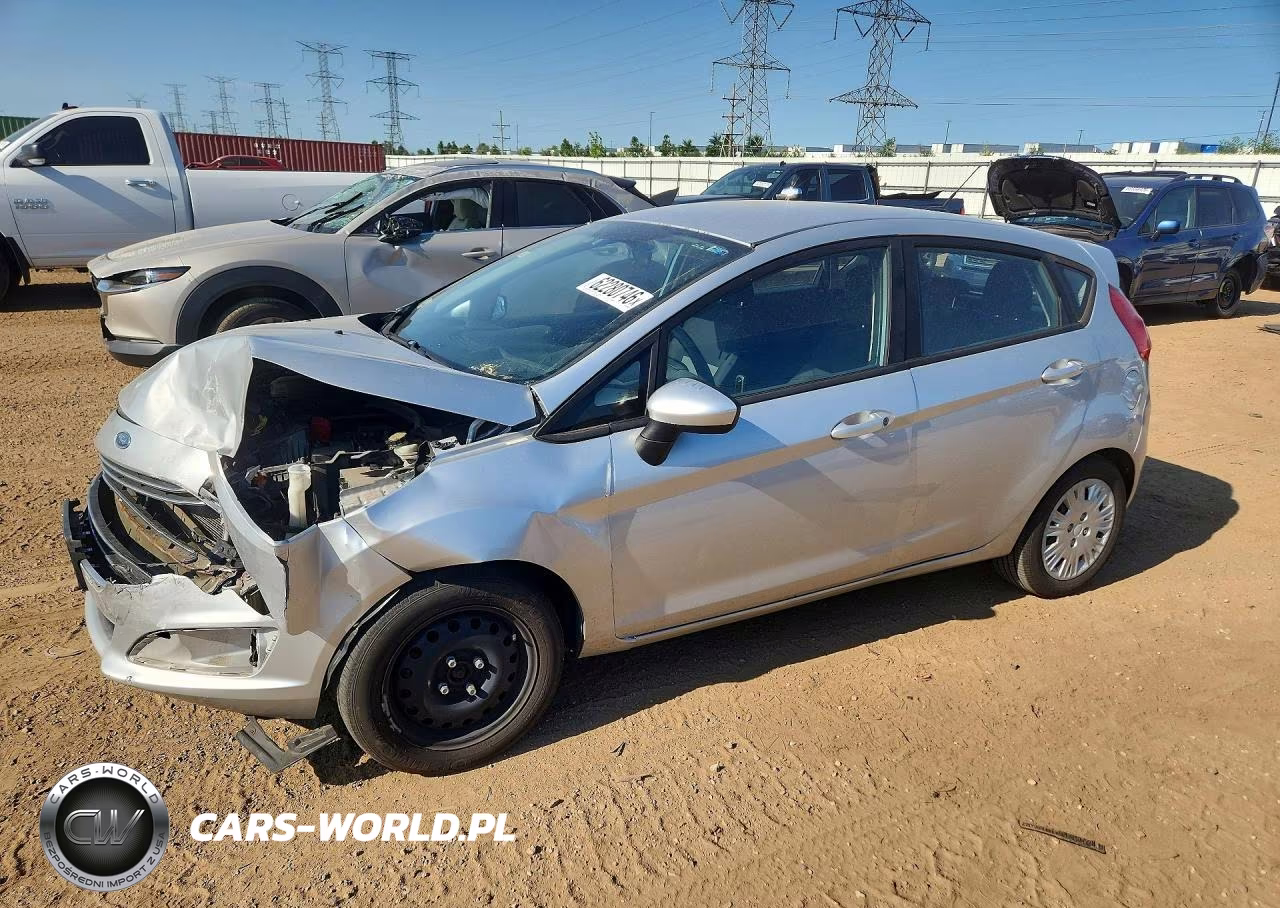 2015 Ford Fiesta S – zdjęcie 1 z 12