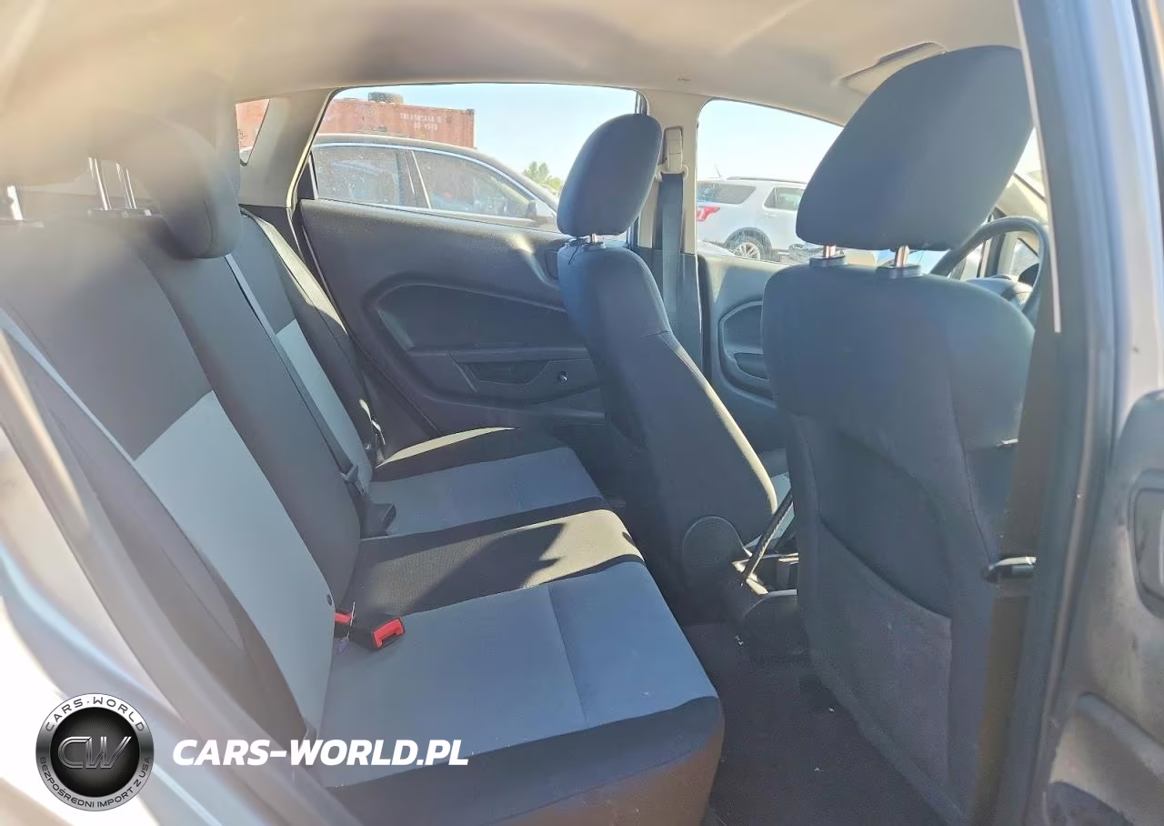 2015 Ford Fiesta S VIN:3FADP4TJ4FM167059 - 10