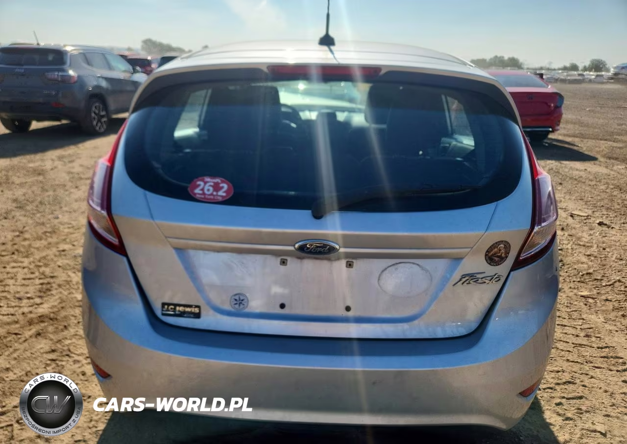 2015 Ford Fiesta S VIN:3FADP4TJ4FM167059 - 6