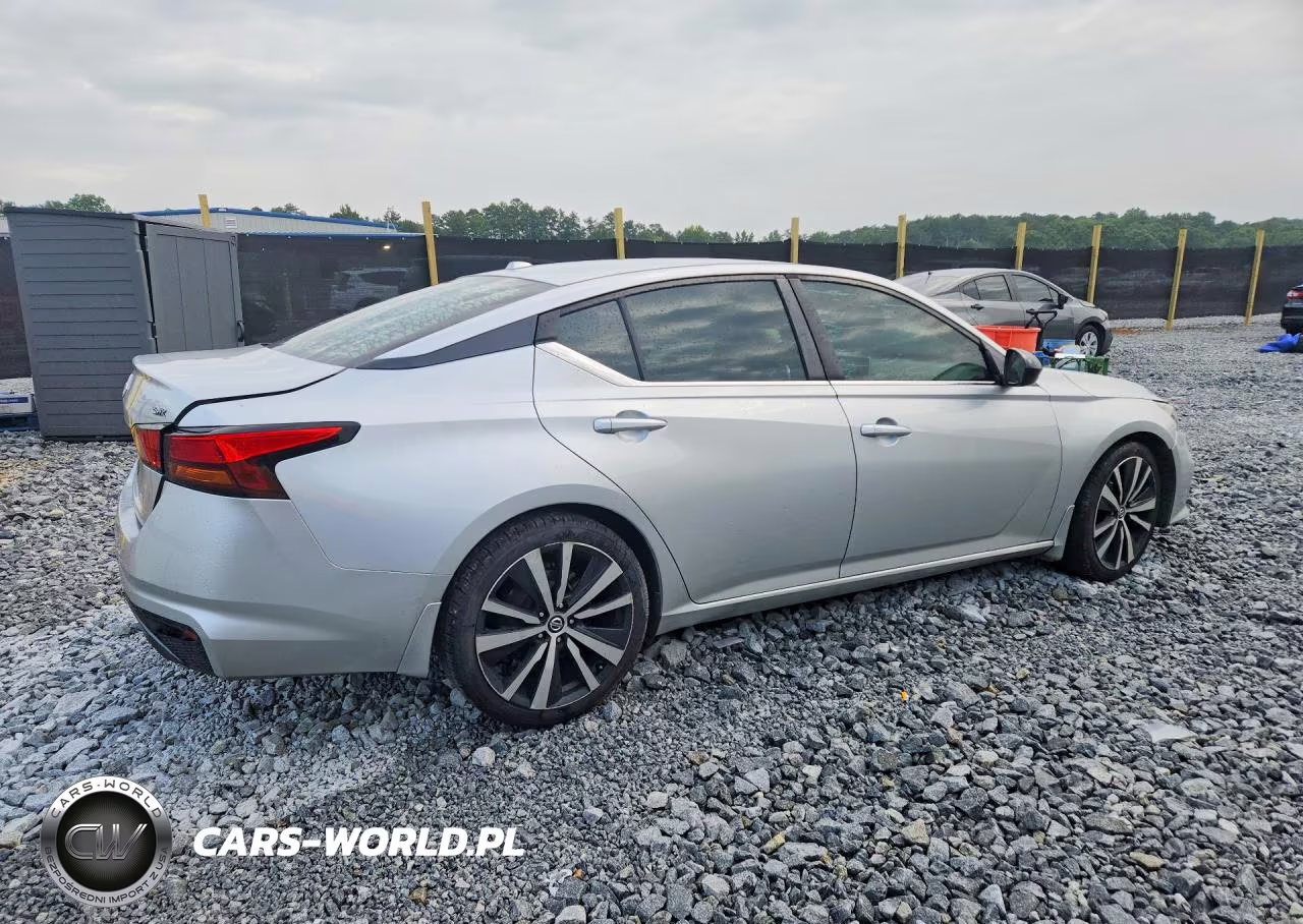 2019 Nissan Altima Sr VIN:1N4BL4CVXKC183753 - 3