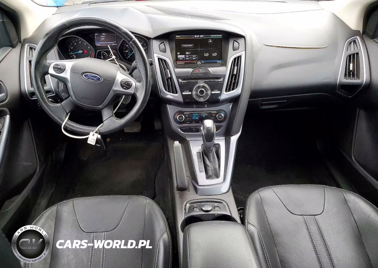 2014 Ford Focus Titanium VIN:1FADP3N20EL185087 - 8