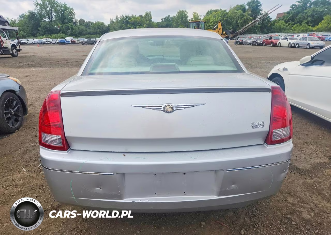 2007 Chrysler 300 Touring VIN:2C3KA53G77H803474 - 6