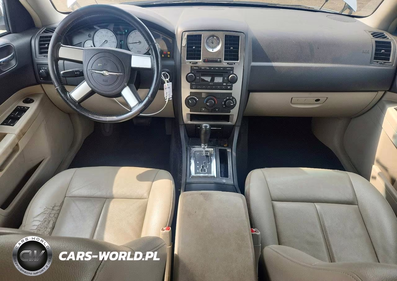 2007 Chrysler 300 Touring VIN:2C3KA53G77H803474 - 8