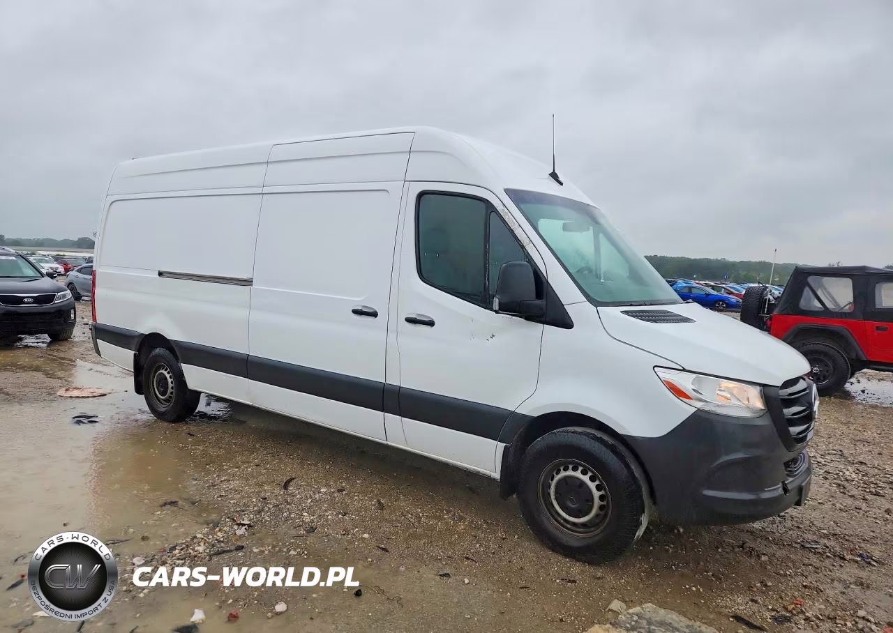 2021 Mercedes-Benz Sprinter 2500 Delivery Van VIN:W1W4DCHY5MT047633 - 4