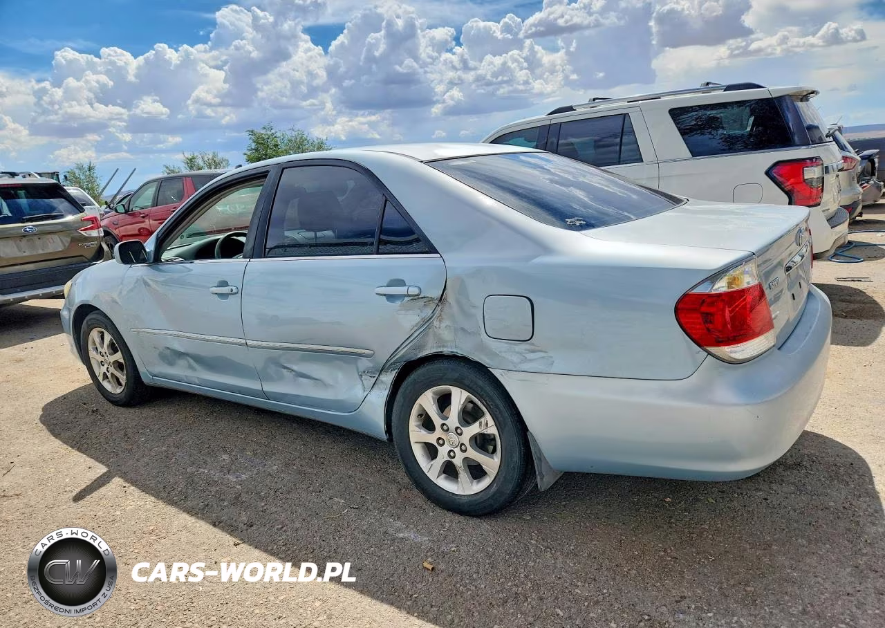 2005 Toyota Camry Xle VIN:4T1BE30K45U971205 - 2