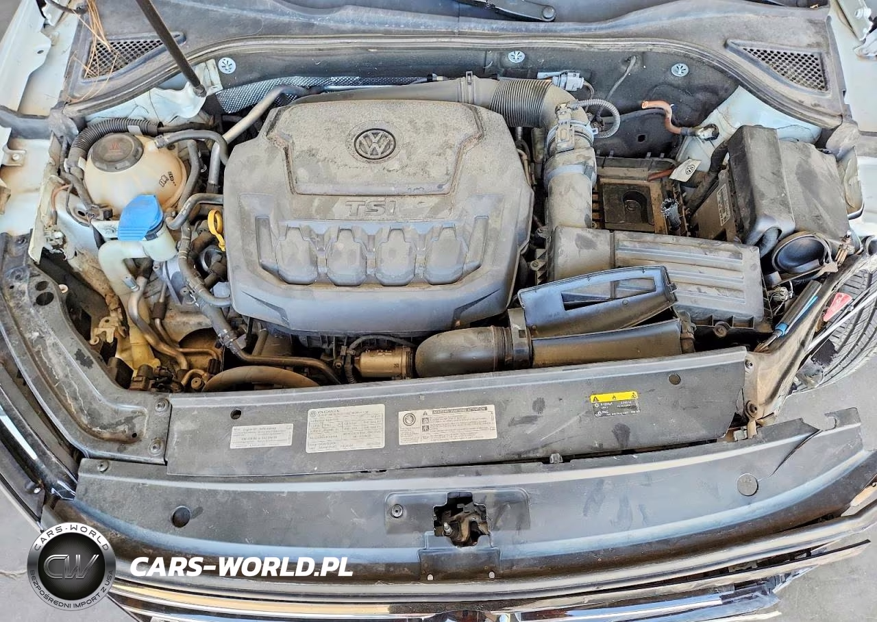 2018 Volkswagen Passat S VIN:1VWAA7A33JC040010 - 11