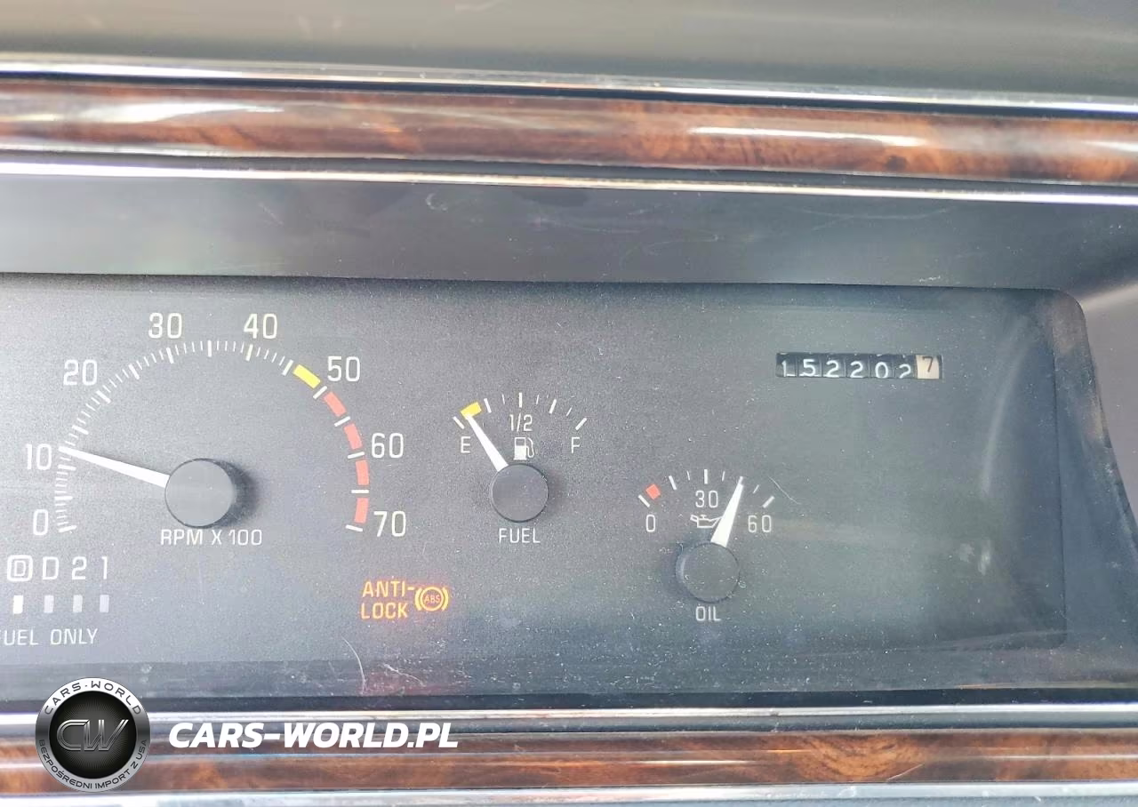 1992 Buick Roadmaster Limited VIN:1G4BT5373NR417505 - 9