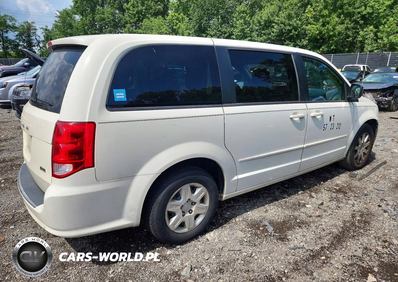 2011 Dodge Grand Caravan Express VIN:2D4RN4DG5BR731879 - 3