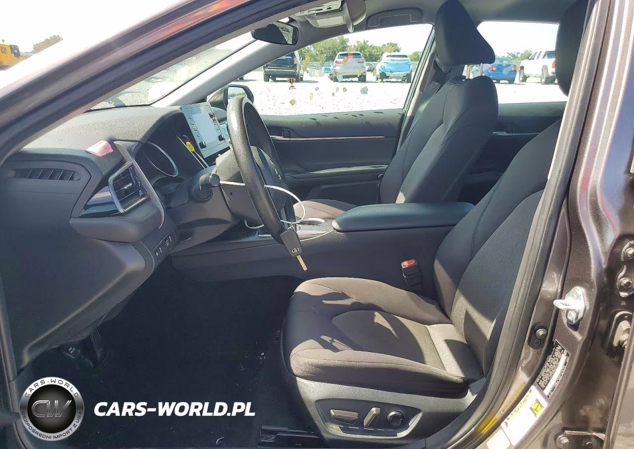 2021 Toyota Camry Le VIN:4T1C11AK6MU427760 - 7