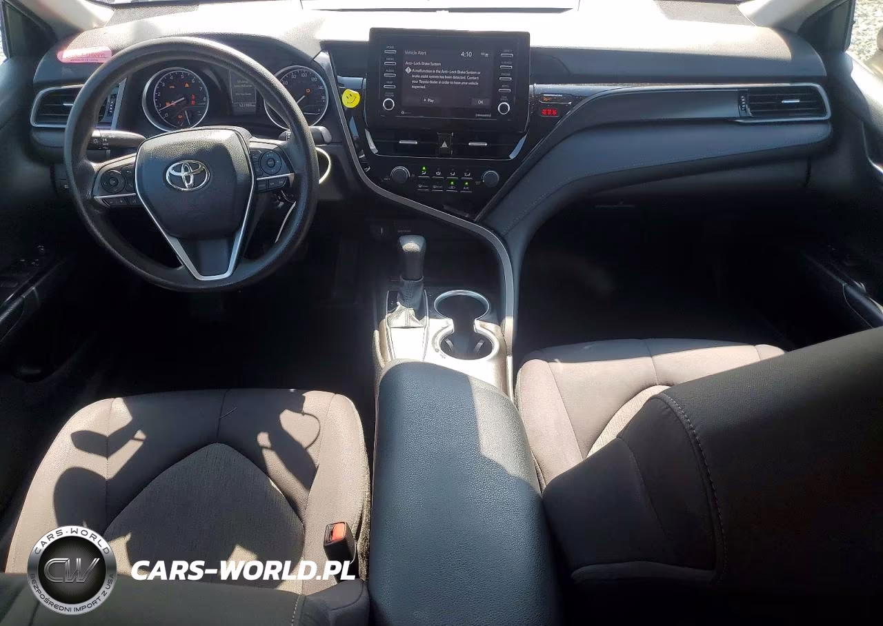 2021 Toyota Camry Le VIN:4T1C11AK6MU427760 - 8