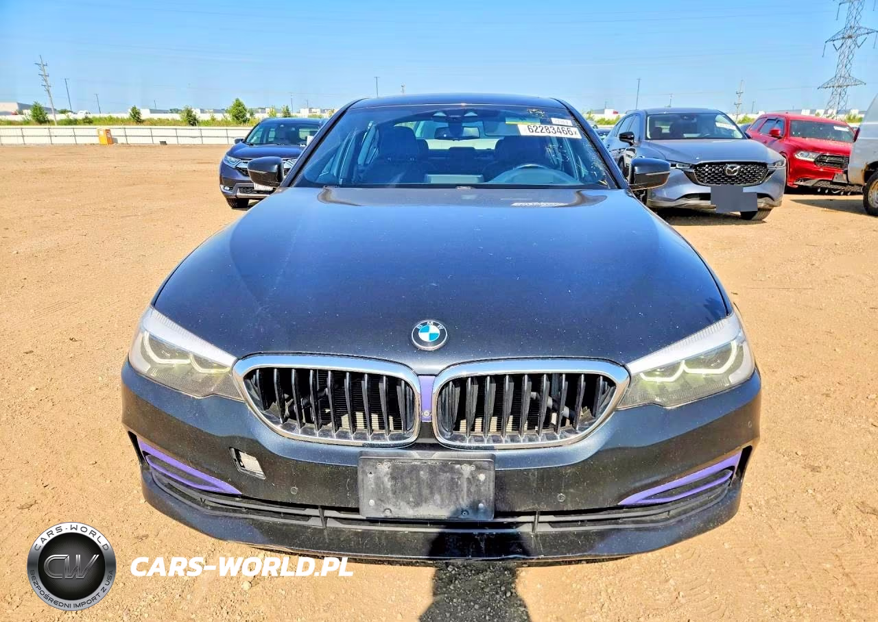2017 BMW 530 Xi VIN:WBAJA7C38HG904016 - 5