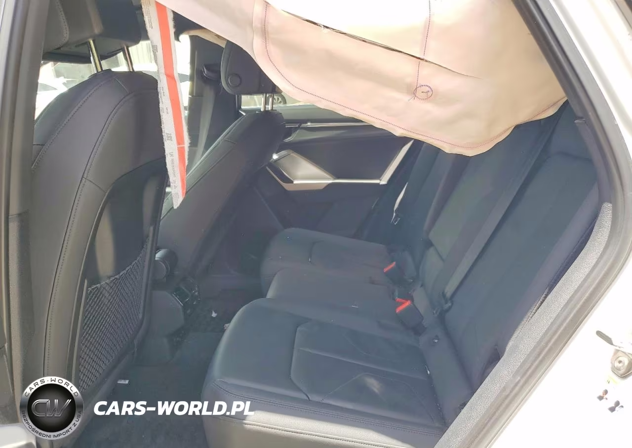 2021 Audi Q3 Premium 40 VIN:WA1AUCF39M1102130 - 11